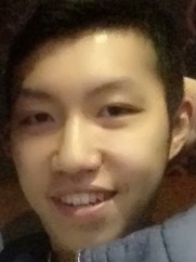 韦明成的照片