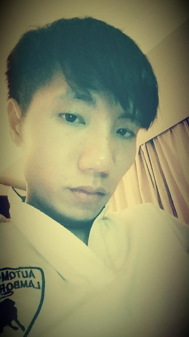 邓毅的照片