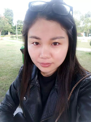 黄华的照片